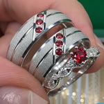 SET DE ARGOLLAS DE MATRIMONIO CON ANILLO DE COMPROMISO DIAMANTADO REF 5662