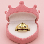 ANILLO 15 AÑOS CORONA CON NÚMERO 15 CIRCONES BLANCOS, ROSADOS ,Y ROJOS REF 1544